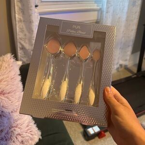 NWT PUR Pillow Blend Collection - 4 Pack